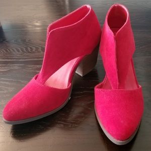 Beautiful cut out boots